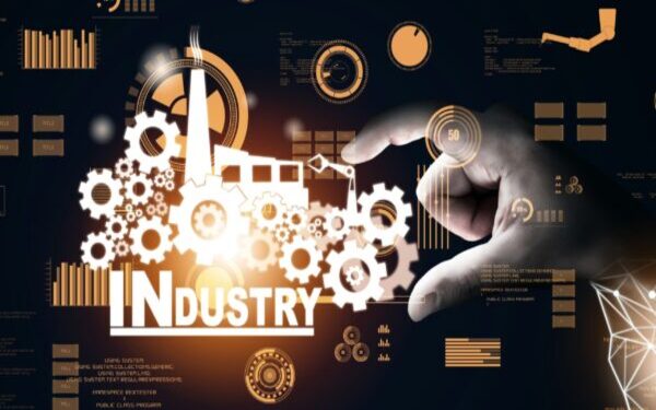 El Control de Flujo de Materiales Dirigido a<br><br> Profesionales de empresas de actividad log铆stica que quieran ampliar sus conocimientos en relaci贸n a la organizaci贸n de la producci贸n industrial, poniendo especial 茅nfasis en operarios, mandos intermedios, directores.<br><br> Descripci贸n<br><br> Con este contenido de curso profesional el alumnado aprender谩 todo lo relacionado con la organizaci贸n de la producci贸n industrial, se abarcar谩n aspectos relacionados con la din谩mica de producci贸n, el control de flujo de materiales, as铆 como la programaci贸n y control de operaciones.<br><br> COMPETENCIAS<br><br> 1.Estudiar el plan maestro de producci贸n, las estrategias de producci贸n y sus costes para diferenciarlas y elegir la correcta.<br> 2.Conocer en qu茅 consiste el sistema de flujo de materiales para ver el funcionamiento y ventajas del sistema MRP I y llevar a cabo su control.<br> 3.Conocer cu谩les son los objetivos y la problem谩tica de la programaci贸n industrial para aprender que factores influyen en la realizaci贸n de estos.<br><br> CRITERIOS DE EVALUACI脫N (Objetivos)<br><br> 1.Distinguir entre los m茅todos de las estrategias de producci贸n.<br> 2.Identificar las ventajas del sistema MRP I.<br> 3.C贸mo llevar a cabo la programaci贸n industrial.